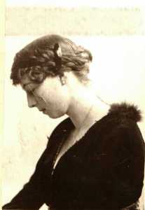 Lola, Baronessa of Rosen, born Countess Ruggeri Laderchi, Ministress of Russia at Monaco di Baviera.