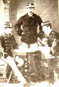 Cesare Ruggeri with his sons Paolo and Carlo in Savona in 1884